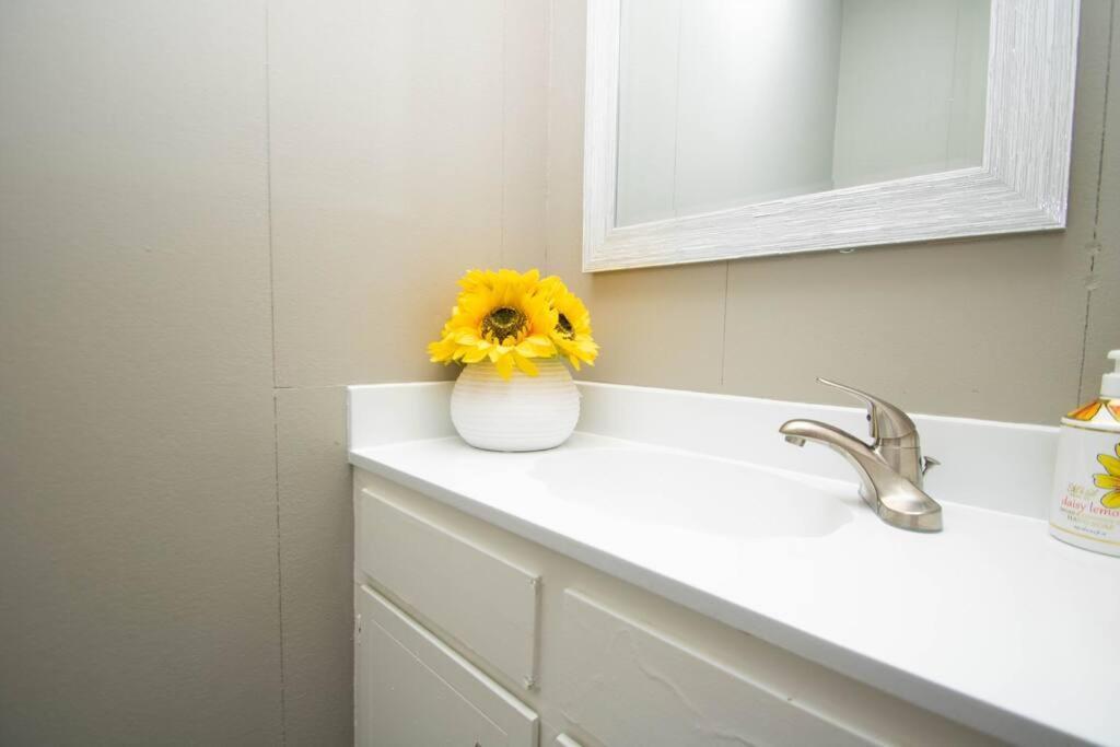 Apartament Zen'S Retreat North Little Rock Zewnętrze zdjęcie